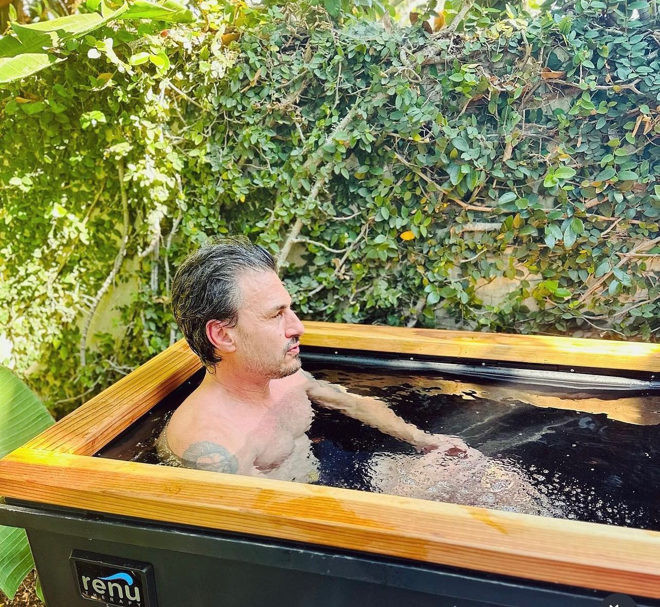 Ice Bath Challenge – How 30 Days of Cold Plunges Improve Recovery