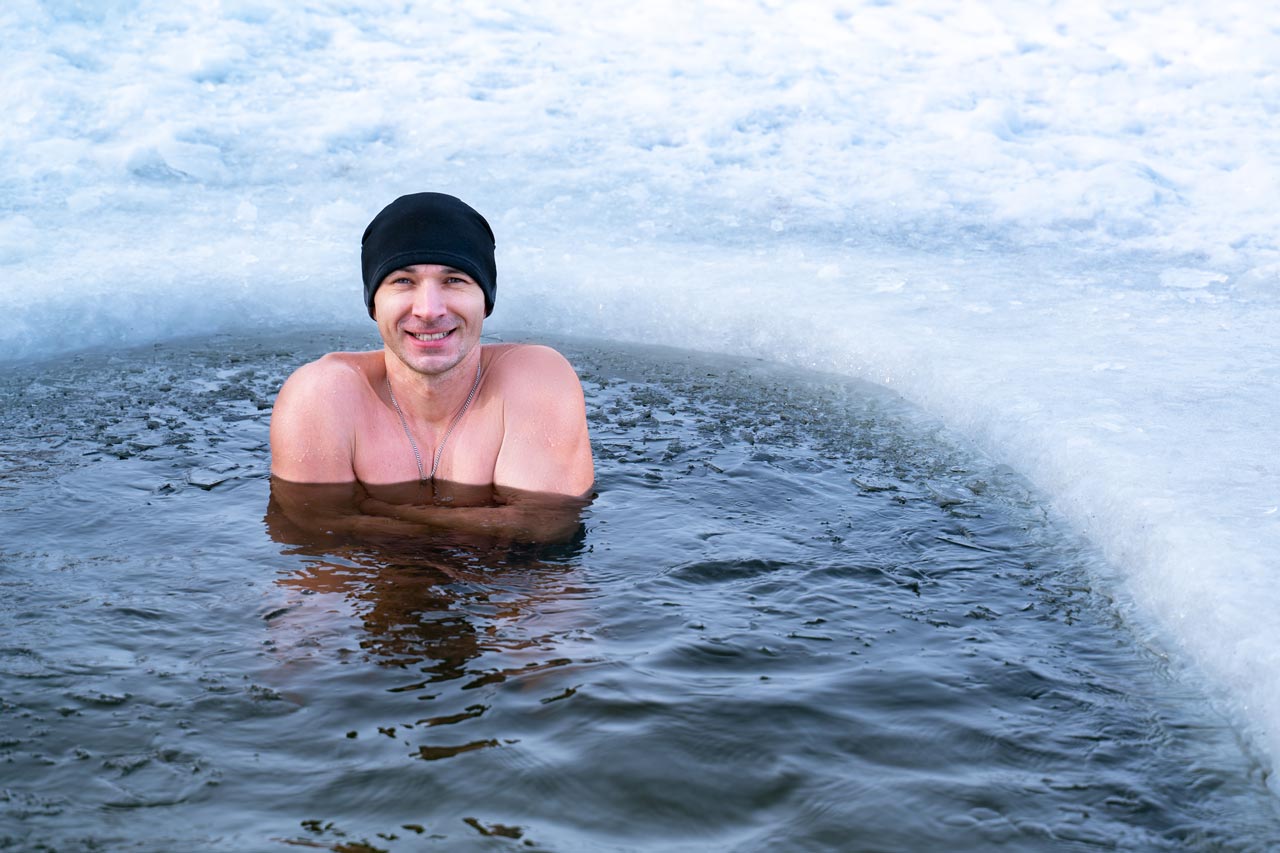 Cold Water Therapy: A Beginner's Guide to Ice Baths and More