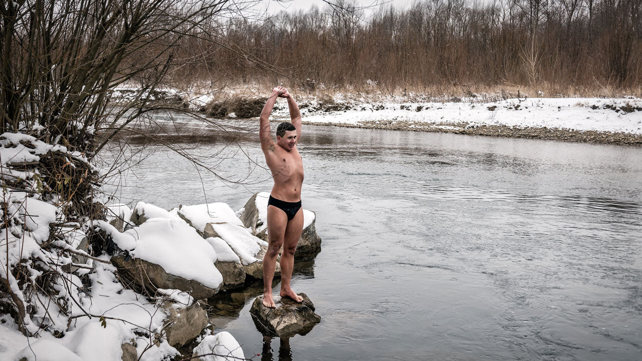 Outdoor Cold Water Immersion – How It Impacts the Body & Mind