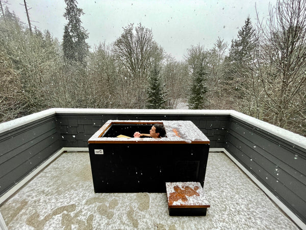 7 Benefits of Soaking in Ice Water Guaranteed to Convince You to Take the Plunge