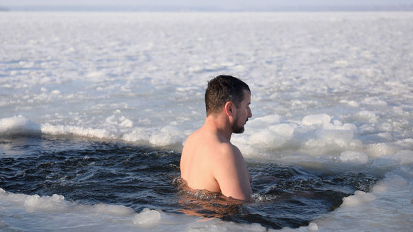 How to Properly Exit the Water After Outdoor Cold Water Immersion