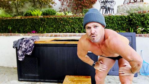 Stephen Amell On Why Cold Plunging 