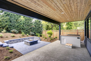 Bianco Romano Granite / Pacific Cedar